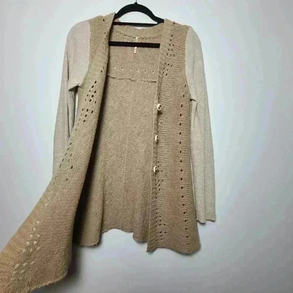 FREE PEOPLE Knit Wool Buttoned Womens Cardigan Tan Size XSmall - Picture 3 of 7